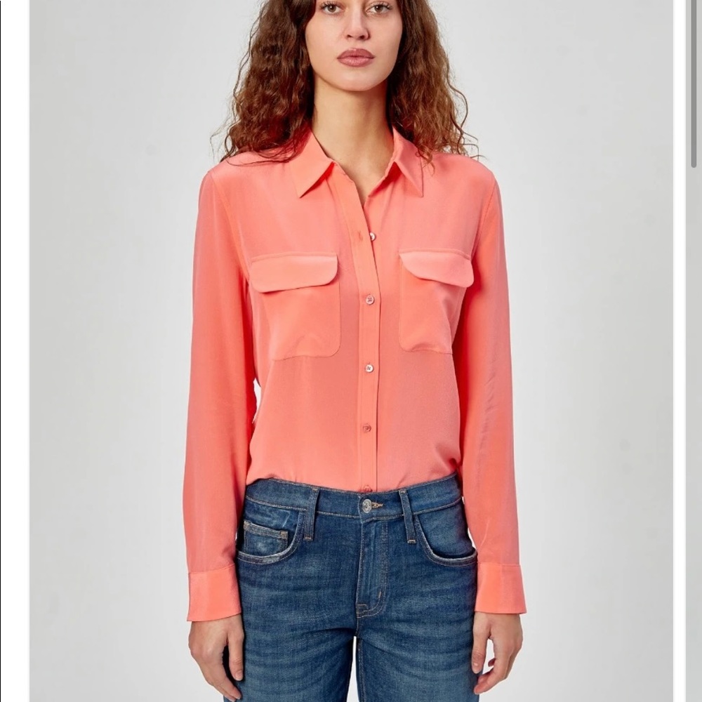 Equipment coral / melon silk signature top size small